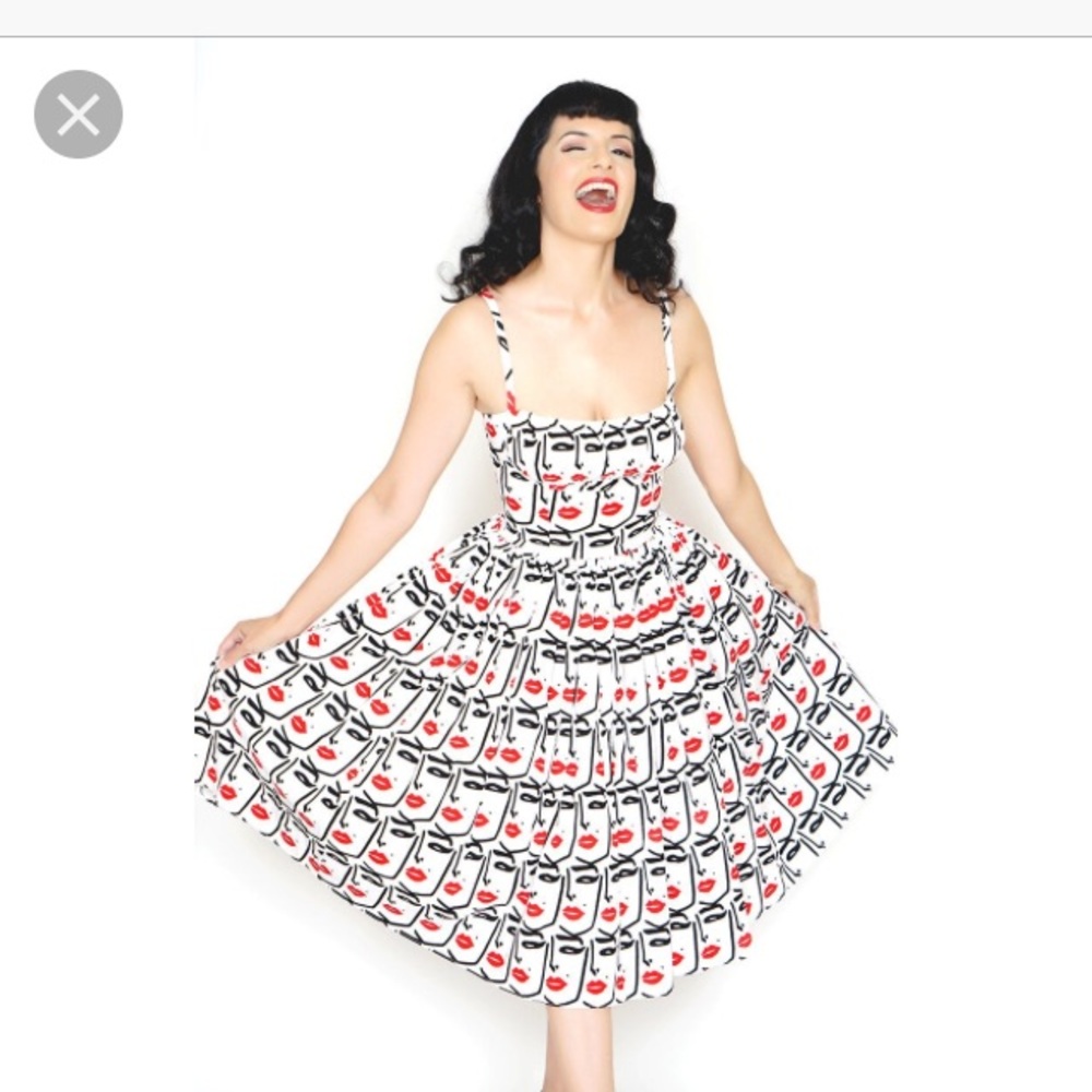 Bernie Dexter Paris Dress in Wink Beauty Mark